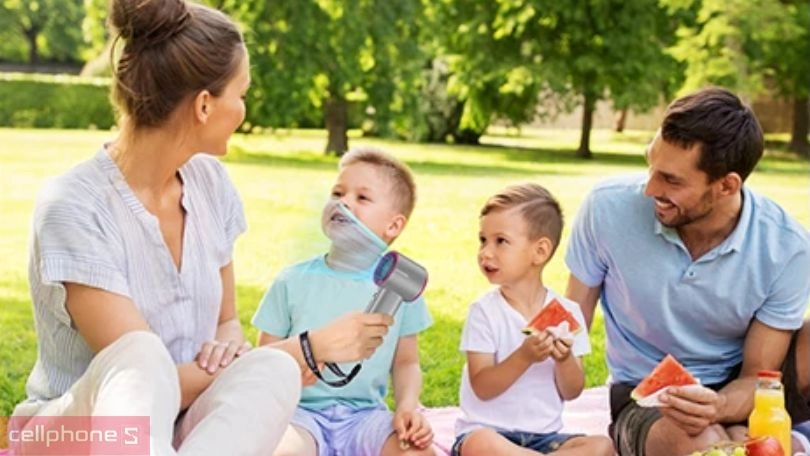 Quạt GOOJODOQ GFS001 nhỏ gọn, tiện lợi