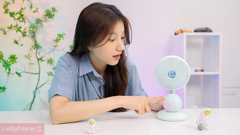 Đánh giá Quạt mini bóng đèn LD720
