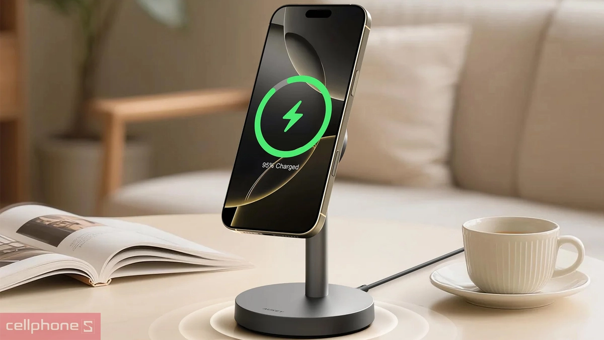 Tốc độ sạc nhanh ấn tượng của đế sạc không dây Aukey Magfusion QI2.2 LC-MC111 1X 25W