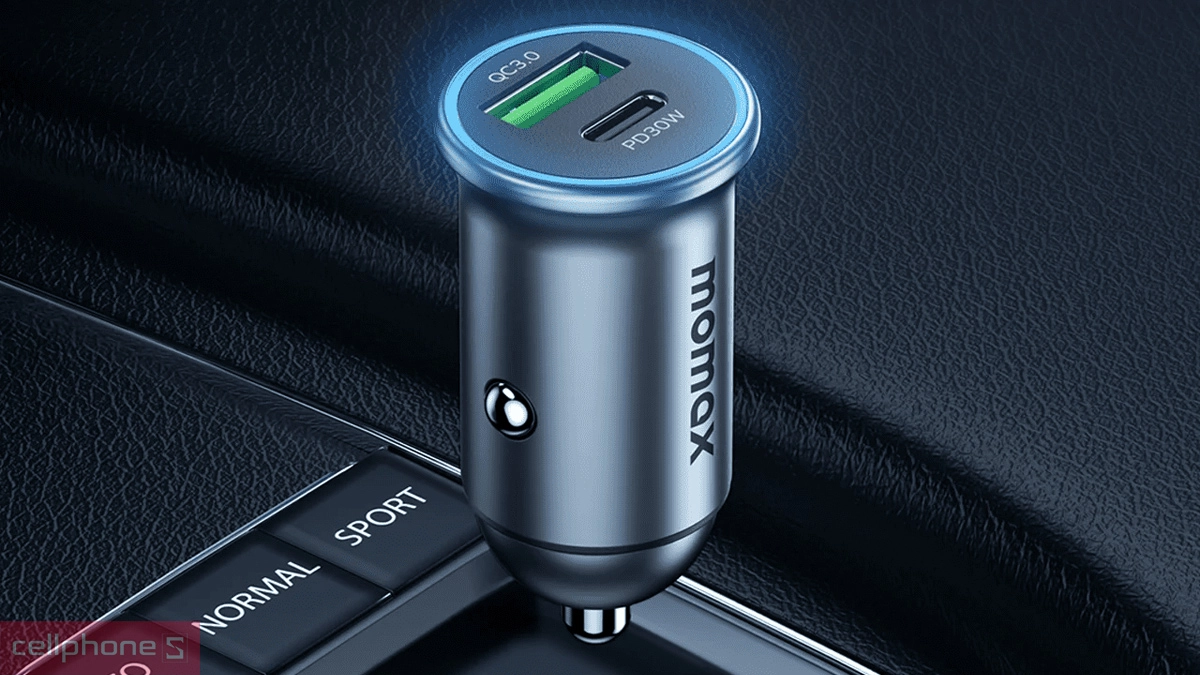 Tại sao nên mua củ sạc ô tô?