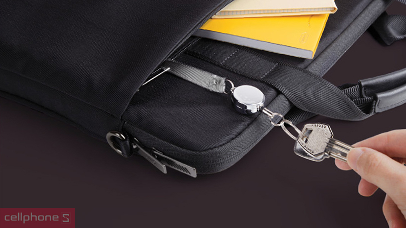 Túi chống sốc UniQ Stockholm Protective Nylon Messenger 16 inch