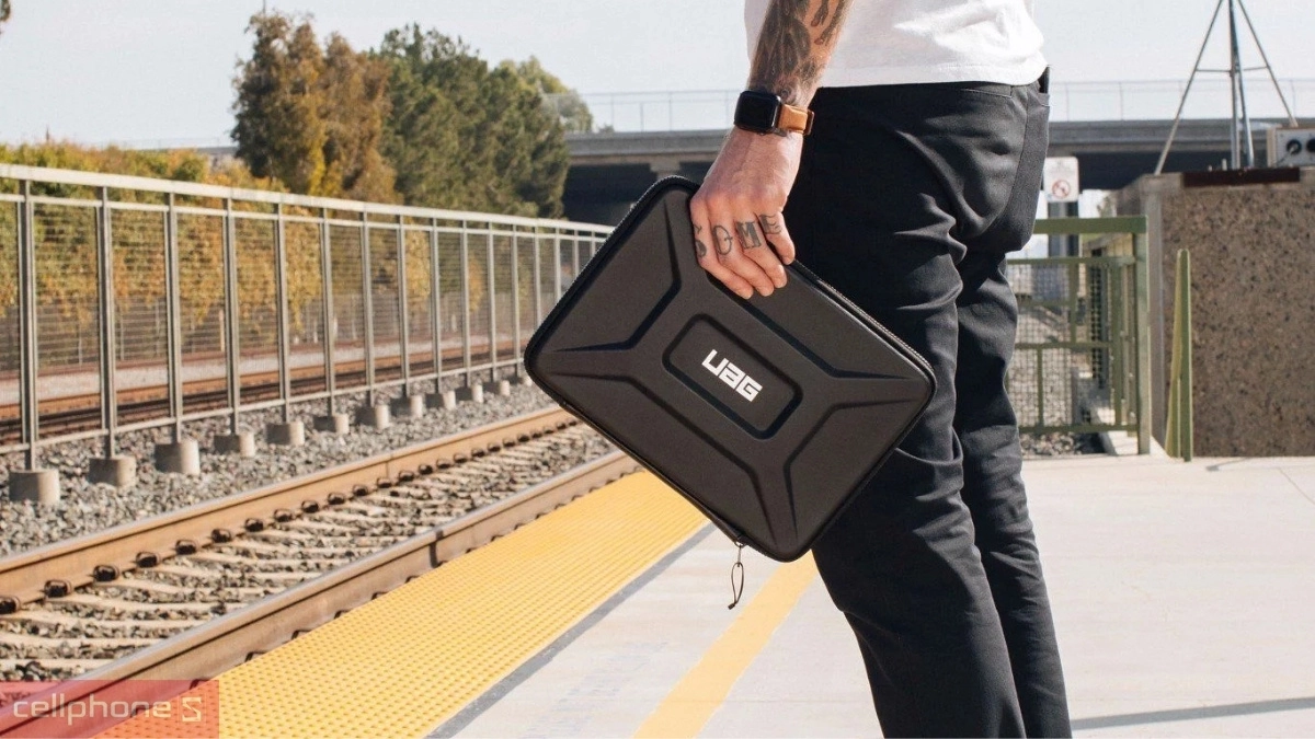 Giá túi chống sốc laptop hiện nay khá phong phú