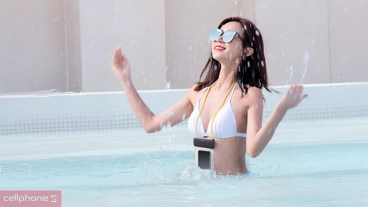 Túi chống nước điện thoại Baseus Let's go Slip Cover Waterproof Bag (under 7.2 inch)