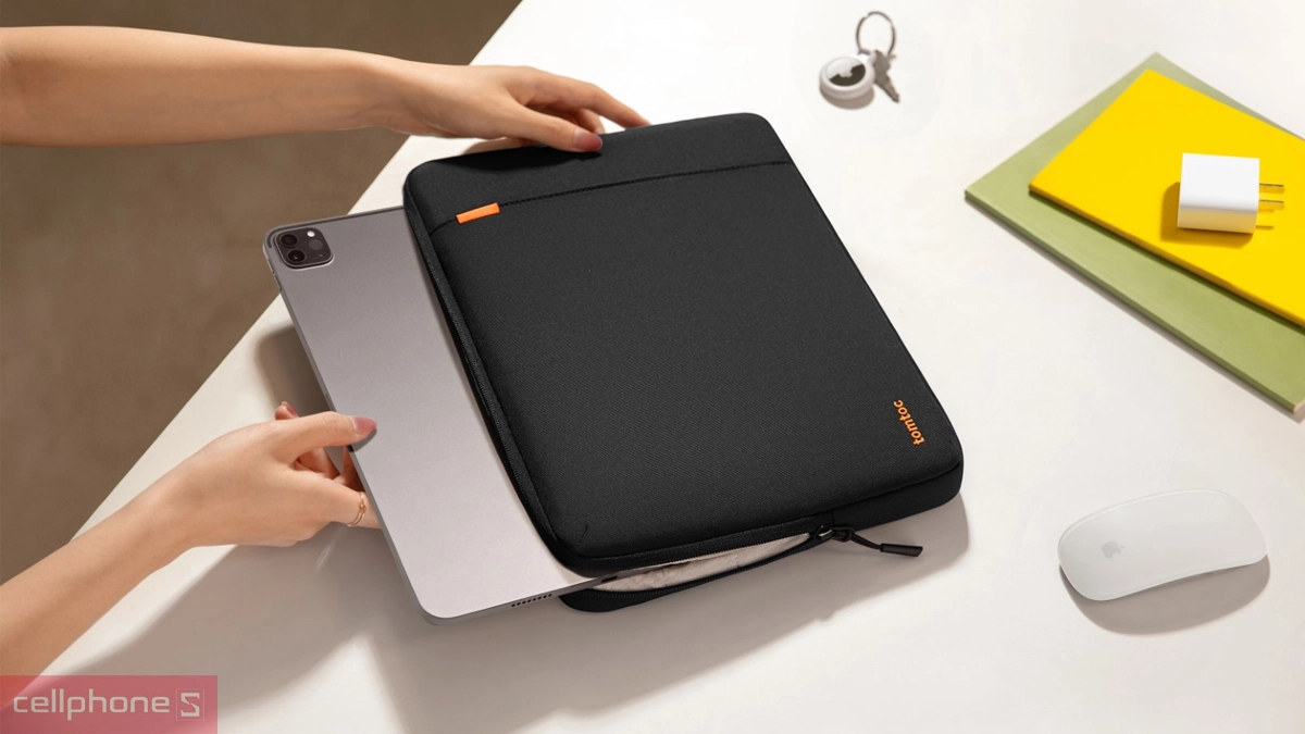 Chức năng túi chống sốc iPad Tomtoc 360 Protective Tablet Sleeve 11 inch A13A1B2 DRS