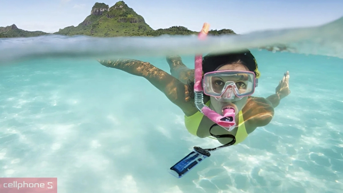 Mua túi chống nước đựng điện thoại, phụ kiện giá rẻ tại CellphoneS