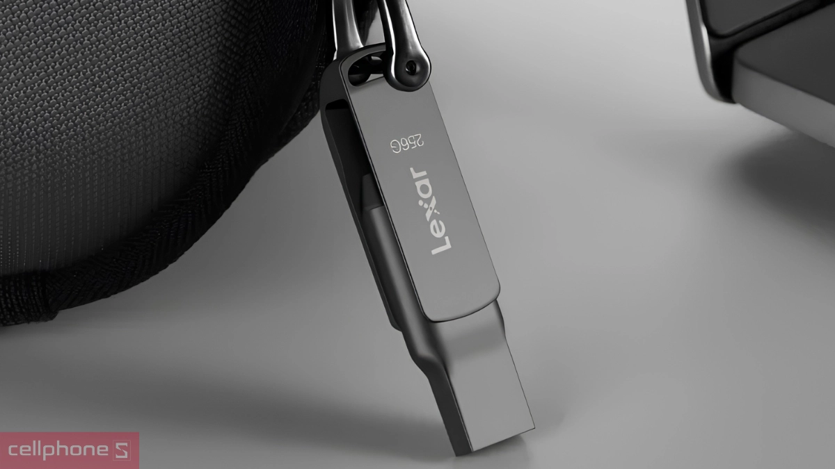 USB Lexar nổi bật với tốc độ truyền dữ liệu nhanh và khả năng bảo mật