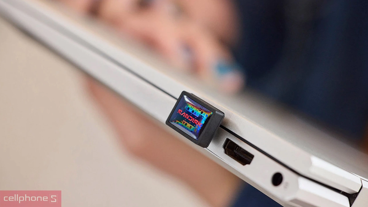 Thiết kế USB 3.2 SanDisk Extreme Fit USB-C CZ530 128GB