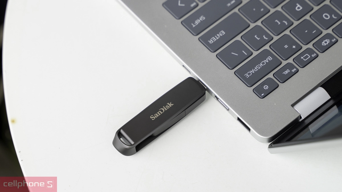 USB SanDisk chuẩn tốc độ cao giúp sao chép dữ liệu nhanh hơn