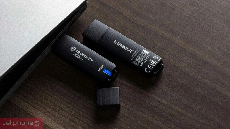 Thẻ nhớ, USB có những ưu điểm nổi bật nào?