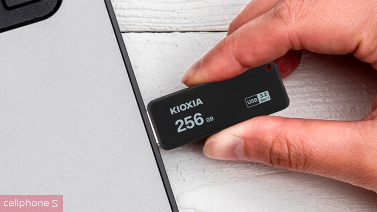USB Kioxia
