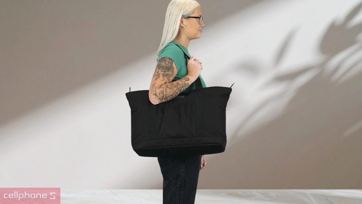 Ngăn chứa rộng rãi của DRS Túi xách JanSport (USA) Daily Tote 28L