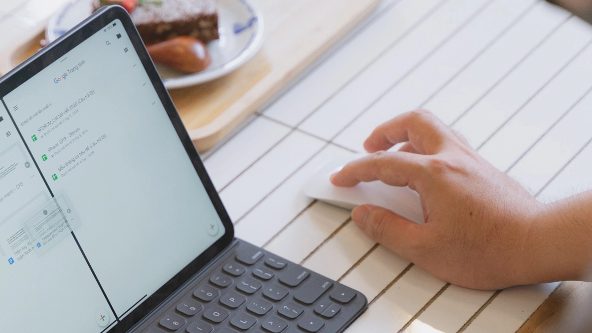 Apple Magic Mouse sử dụng được với máy Windows không