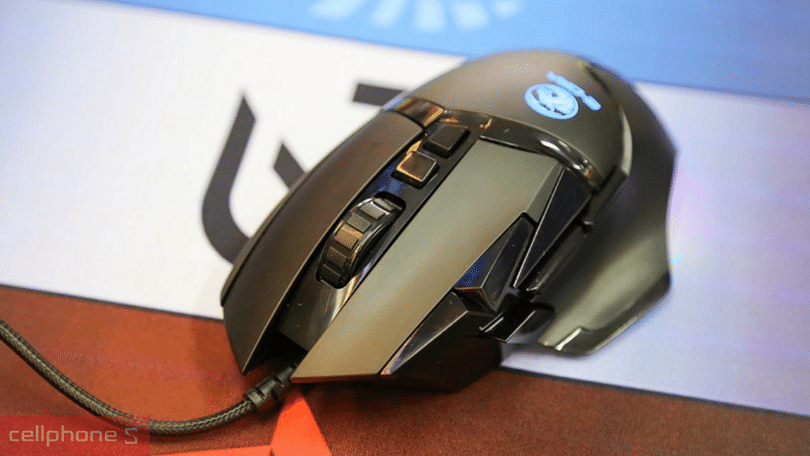 Chuột gaming có thiết kế hầm hố, cao cấp