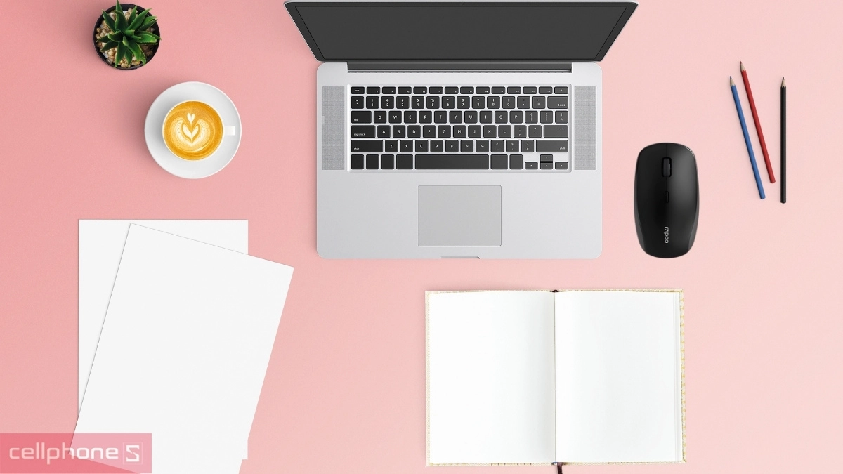 Thiết kế gọn nhẹ, click Silent êm ái