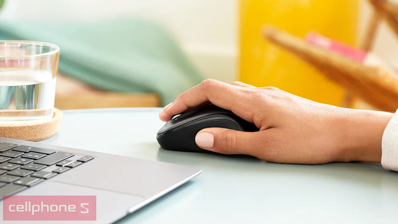 Thiết kế chuột không dây Logitech M325S