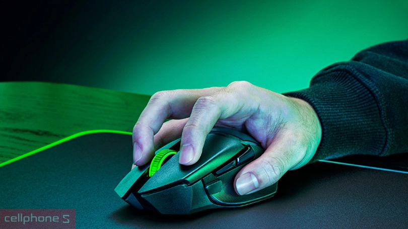 Thiết kế chuột gaming không dây Razer Basilisk V3 X HyperSpeed RZ01-04870100-R3A1