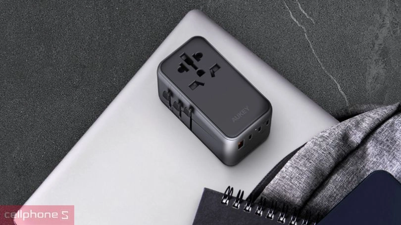 Thiết kế sạc đa năng Aukey PA-TA09A PD100W