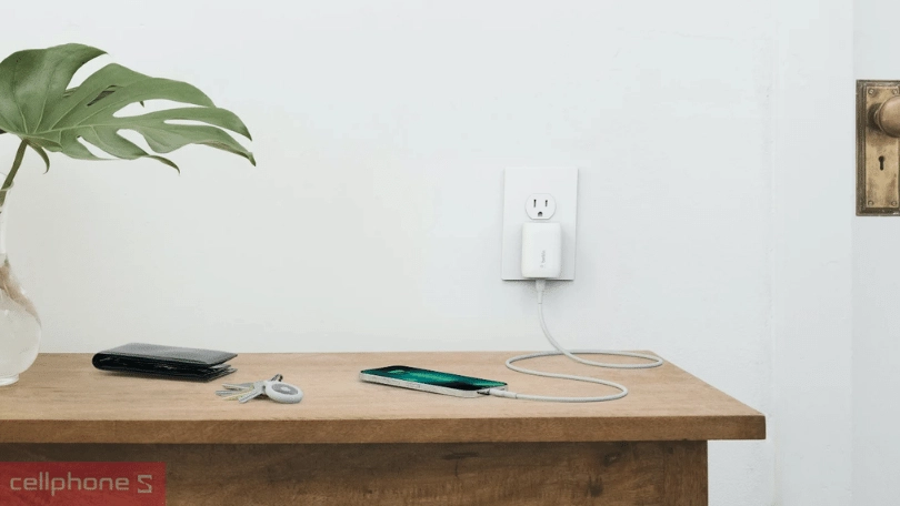 Củ sạc nhanh Belkin USB-C 30W PD PPS