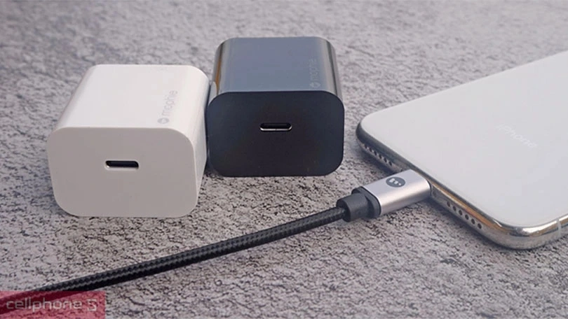 Mophie là thương hiệu của nước nào