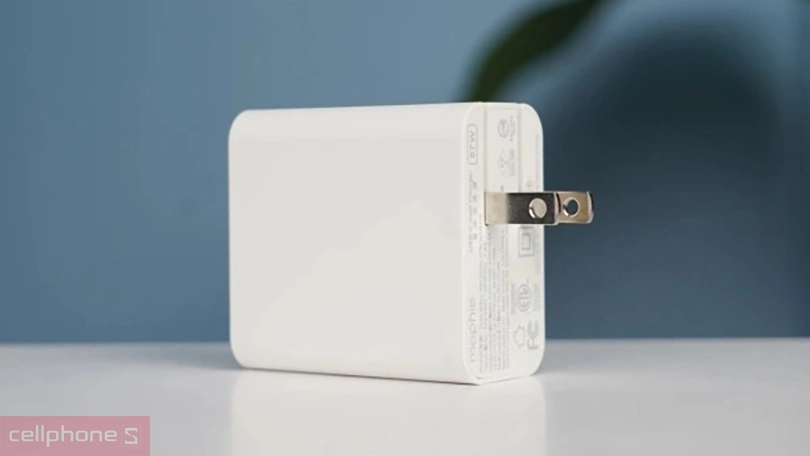 Thiết kế sạc nhanh Type-C Mophie GAN 67W PD
