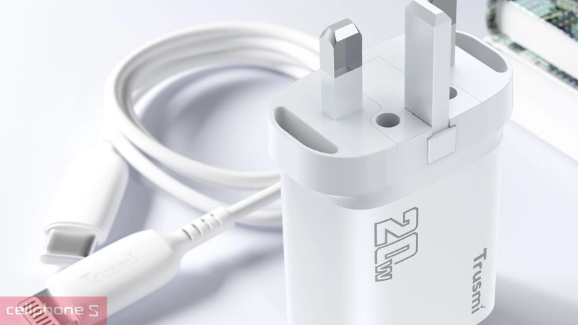 Thiết kế sạc nhanh Trusmi CH08-1C PD 20W UK