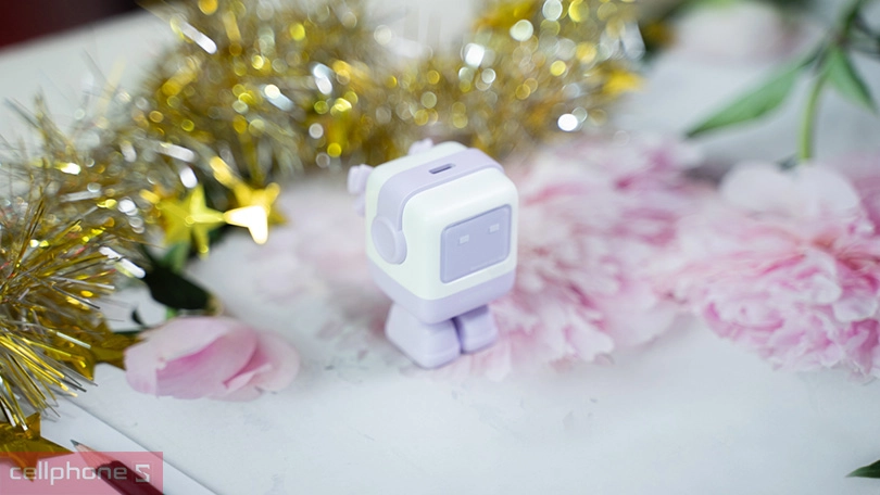 Sạc Ugreen Robogan mini 15550 CD359 USB-C 30W- Dung lượng tối đa 800 mAh