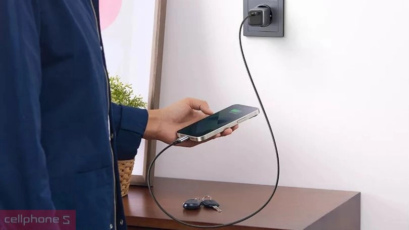 Đánh giá thiết kế sạc Ugreen GaN Nexode USB-C 30W CD319 90901