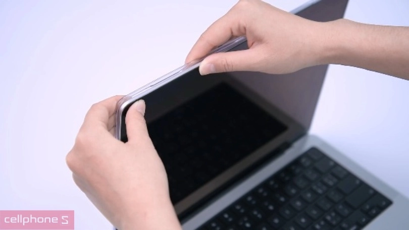 Dễ dàng tháo lắp, không để lại keo