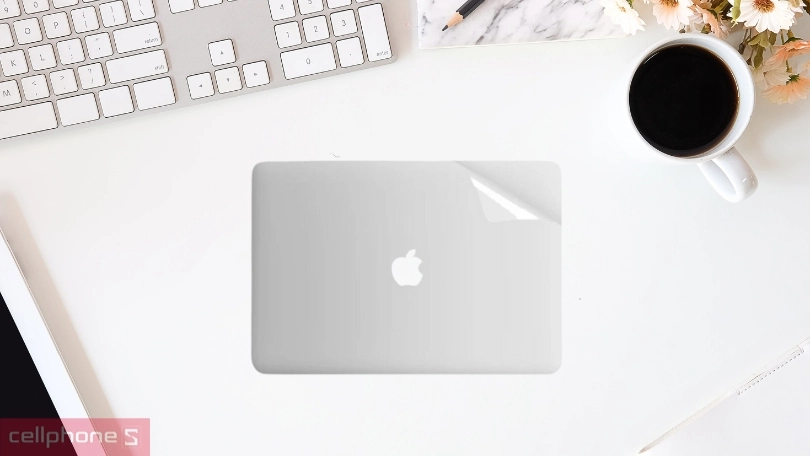 Bảo vệ toàn diện cho màn hình laptop với PPF