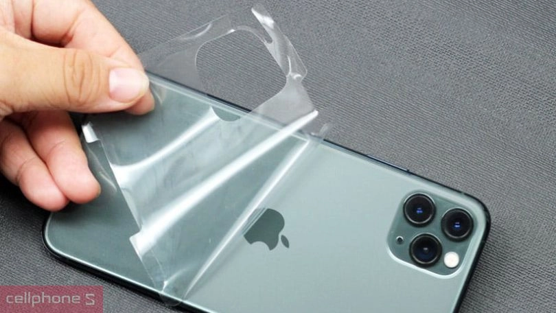 Giá dán màn PPF iPhone 16 bao nhiêu?
