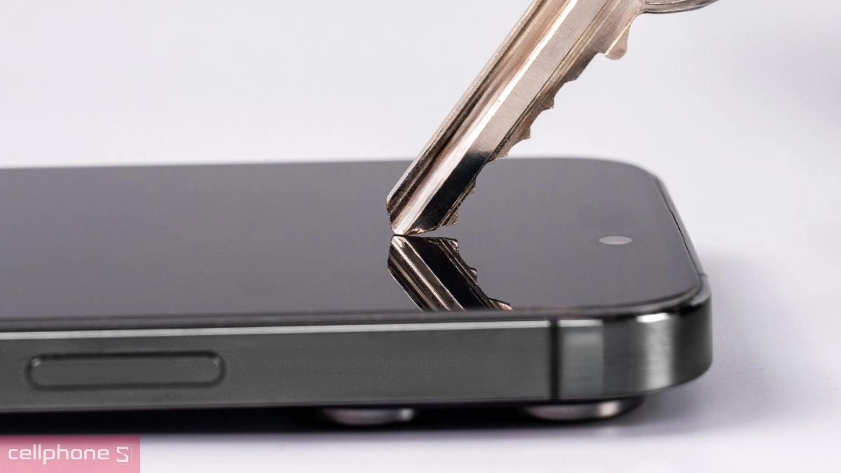 Độ bền dán cường lực iPhone 17 Pro