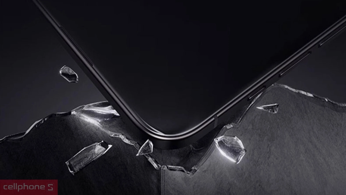 Khả năng bảo vệ hiệu quả, kháng nhìn trộm tốt của kính cường lực iPhone 17 Pro Max Mipow chống nhìn trộm Premium Full