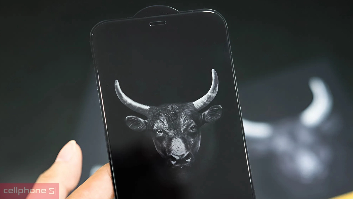 Bề mặt cứng, không bám bẩn