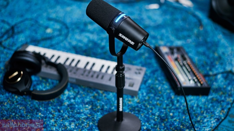 Microphone thu âm Podcast/phòng thu/Livestream Shure MV7+ Kit