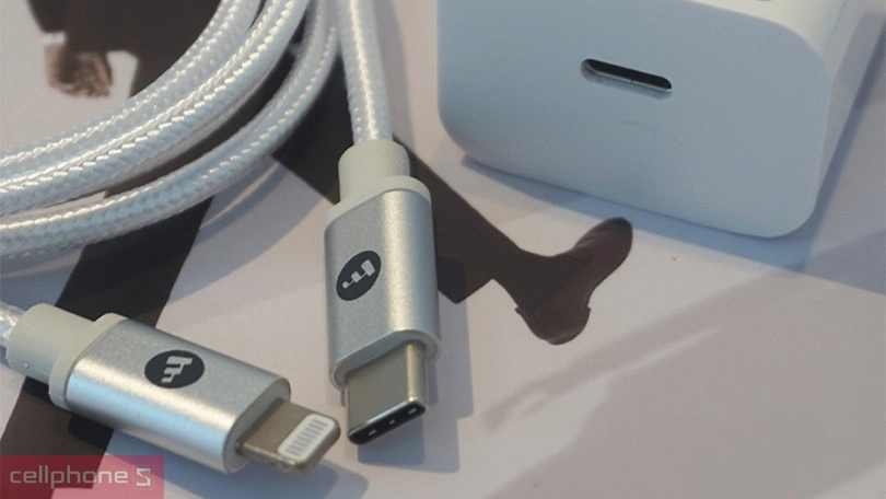 Mophie là thương hiệu đến từ nước nào?