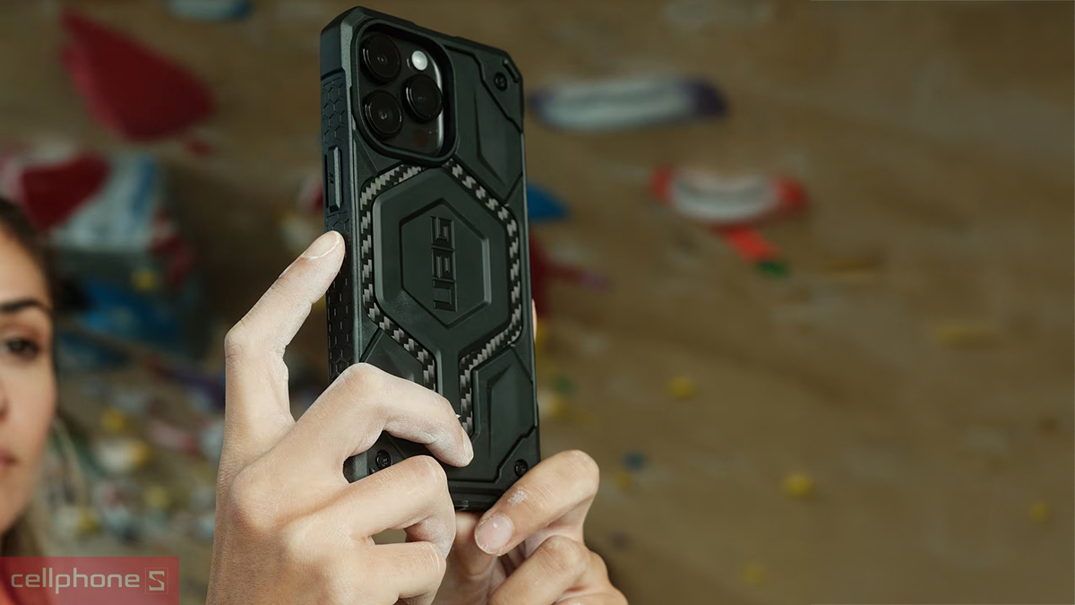 Cấu trúc ốp lưng iPhone 15 Pro Max UAG Monarch With MagSafe More Color
