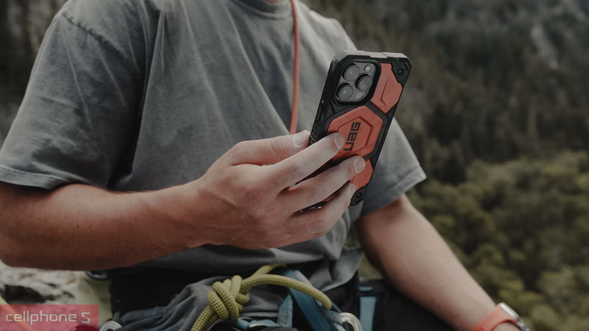 Công nghệ ốp lưng iPhone 15 Pro Max UAG Monarch With MagSafe More Color