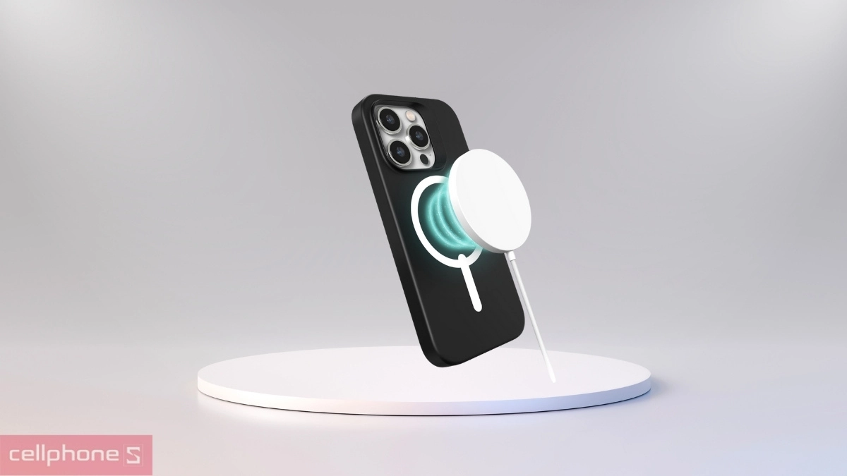 Ốp lưng iPhone 15 Pro Zagg Everest Kickstand With Magsafe tương thích sạc không dây