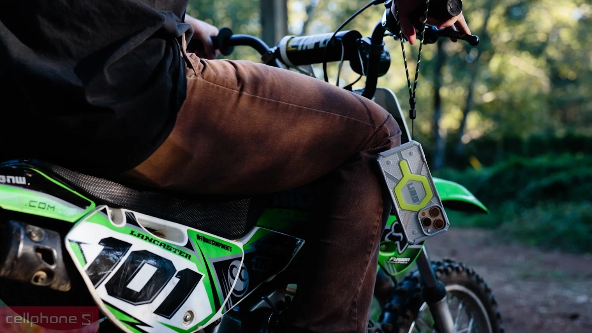 Sạc Magsafe không cần tháo ốp, chống va đập ưu việt