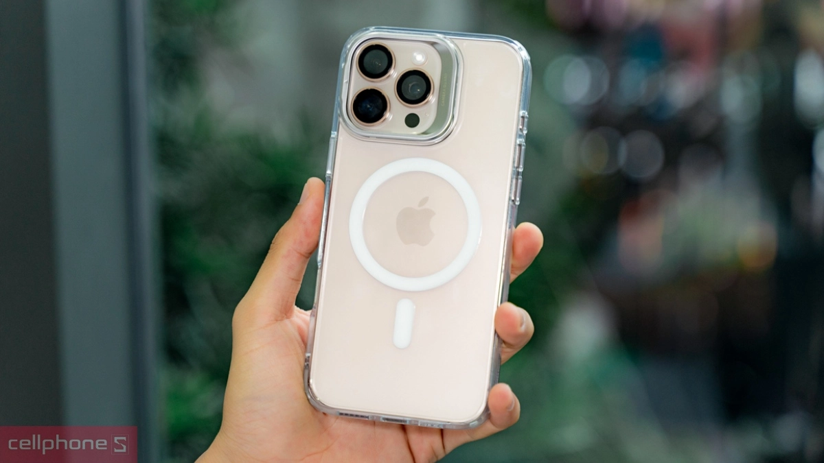 Tại sao nên mua ốp lưng iPhone 16 Pro Max
