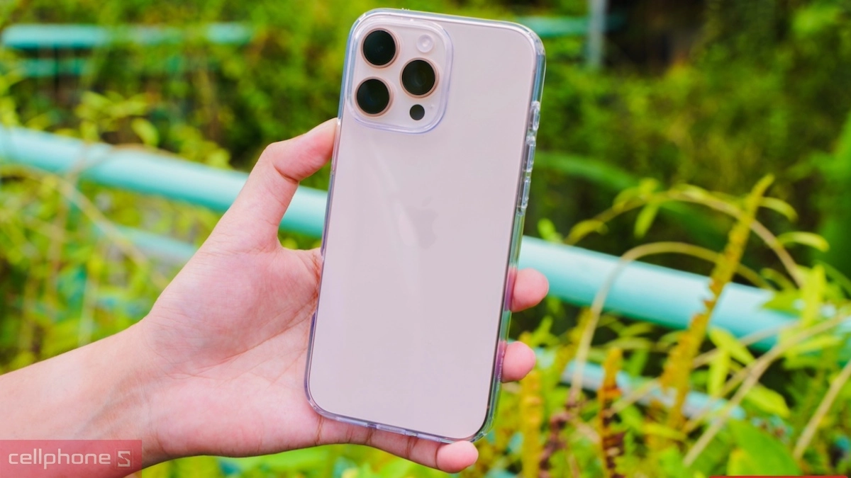 Lợi ích khi sử dụng ốp lưng iPhone 16 Pro Max