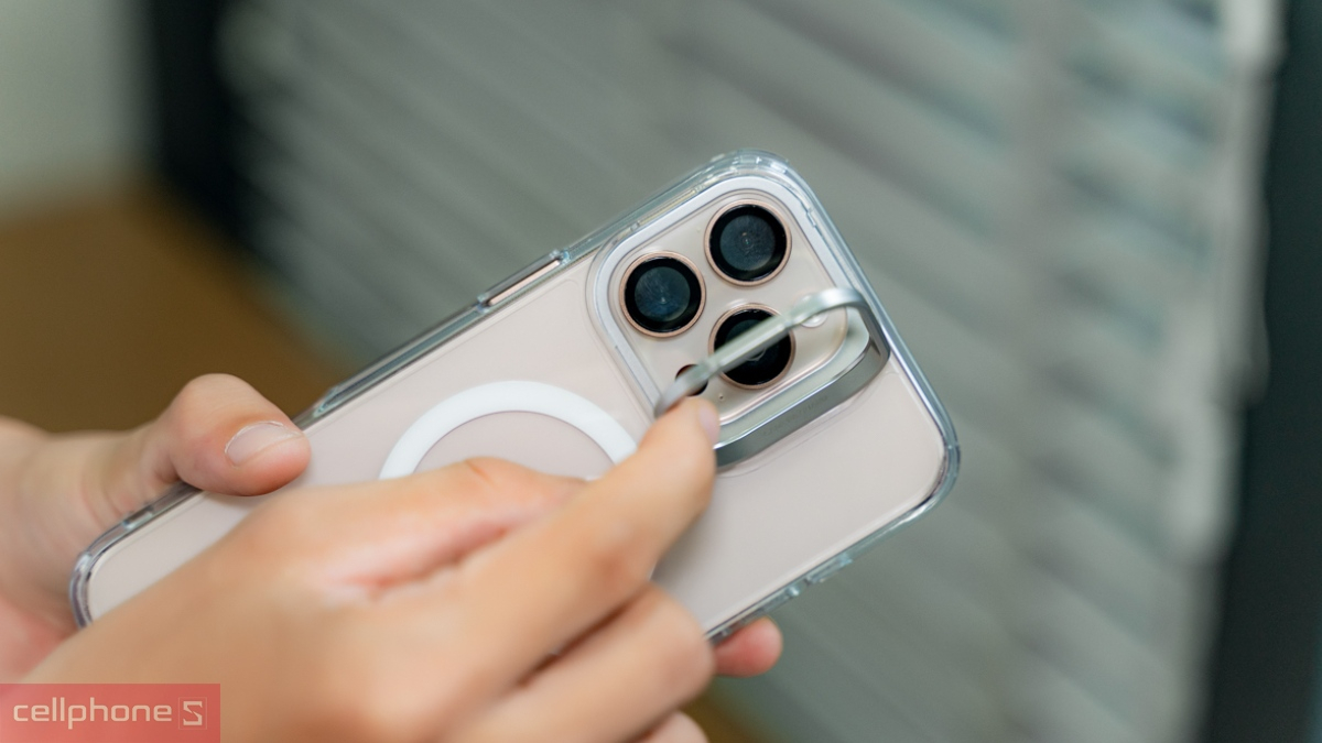 Ốp lưng iPhone 16 Pro Max chống sốc