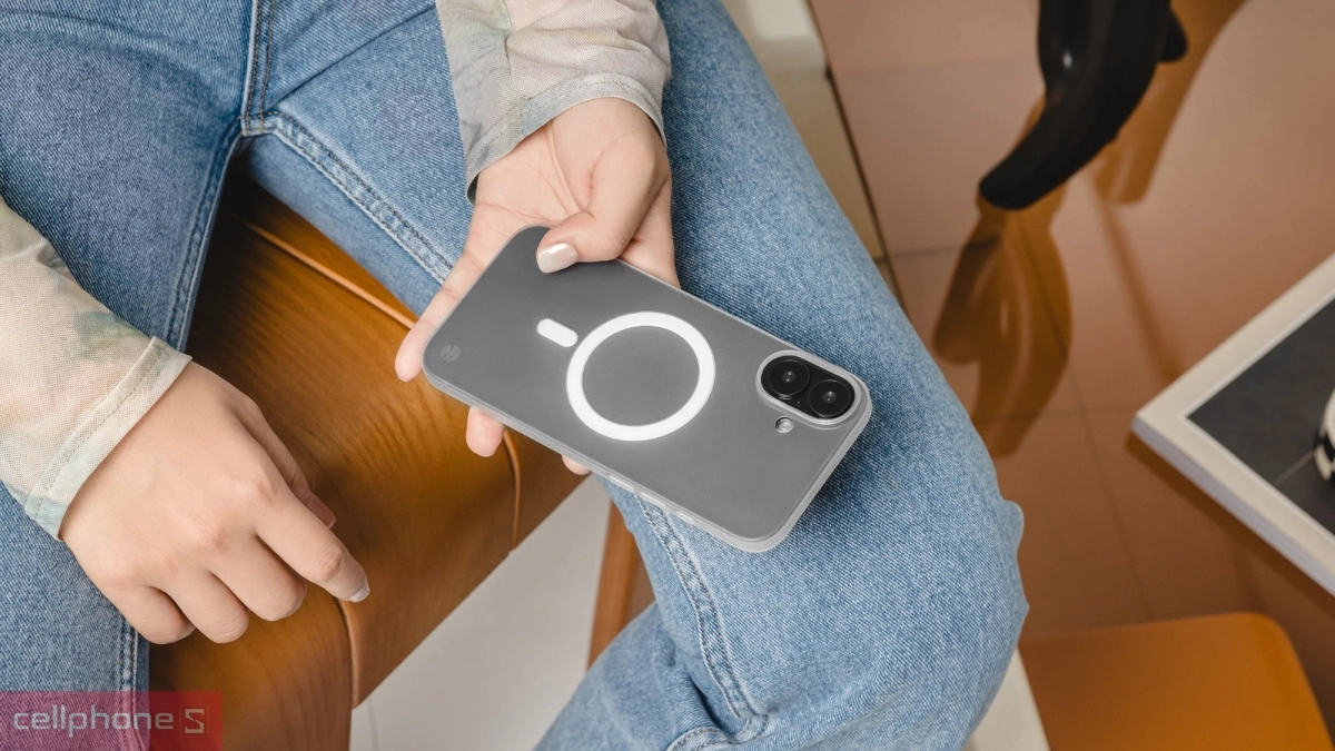 Ốp lưng iPhone 16 Switcheasy PP - An toàn, thẩm mỹ