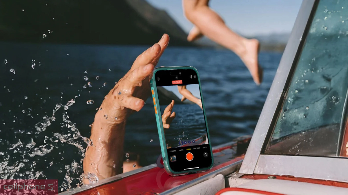 Chân đế xoay, dựng linh hoạt của ốp lưng iPhone 17 Pro Torras Q3 Air with Magsafe