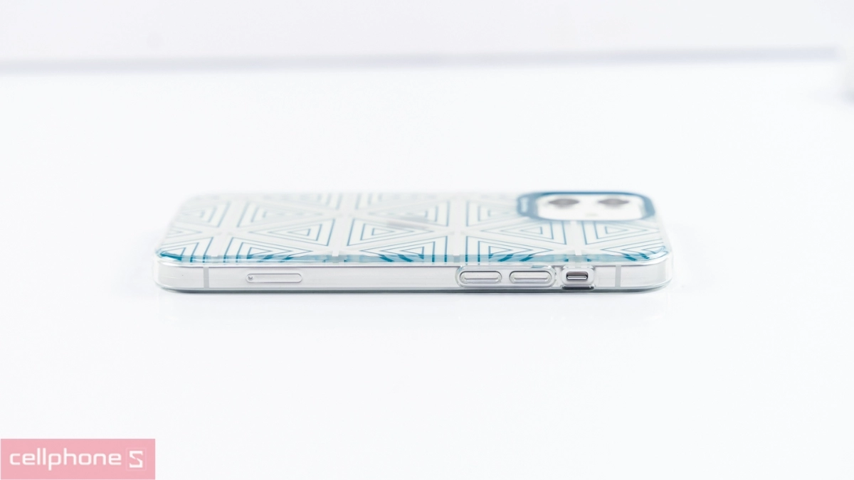 Ốp lưng iPhone 12 Pro Max giữ máy trông như mới