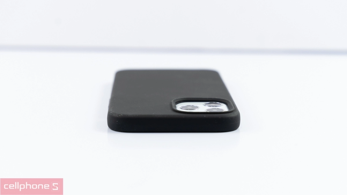 Ốp lưng iPhone 12 Pro Max và 12 Pro