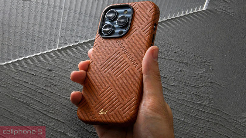 Đánh giá Ốp lưng iPhone 14 Pro Laut Motif