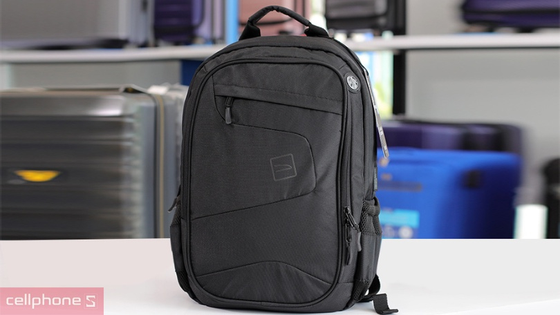 Phụ kiện Tucano bao gồm những dòng sản phẩm nào?