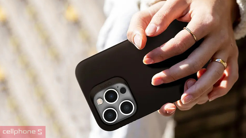 Ốp lưng iPhone 14 Pro Max Gear4 D30 Rio With Magsafe