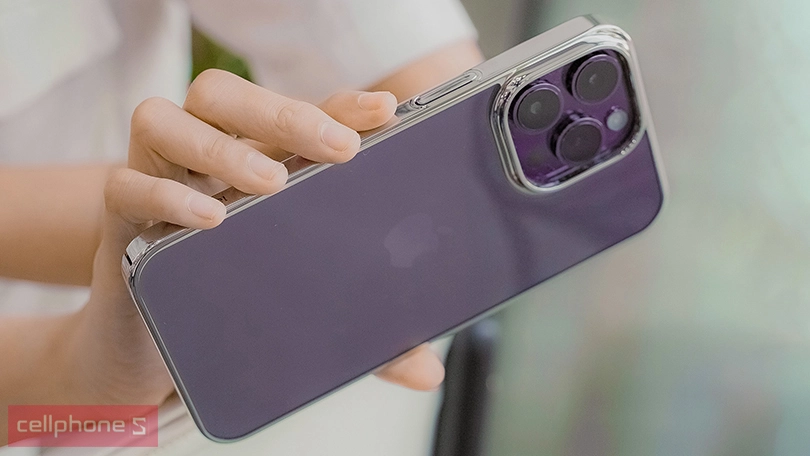 Những ưu điểm vượt trội của ốp lưng Spigen